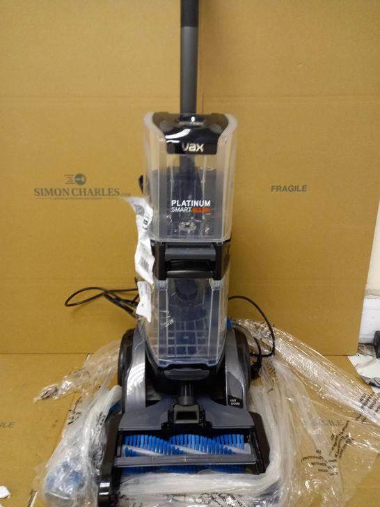 CLEANER WITH 2L CARPET WASH SOLUTION 3642854Simon Charles Auctioneers