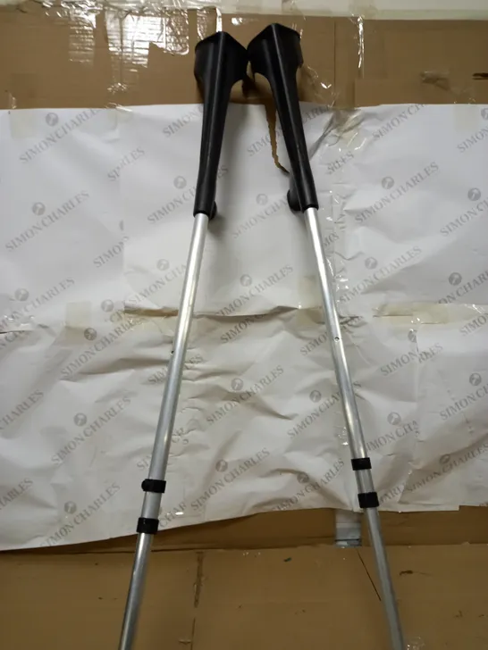 SILVER CRUTCHES 3.6ft