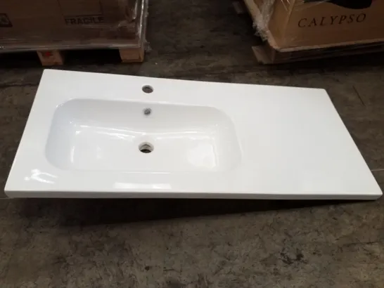 BOXED AS NEW CALYPSO AQUARA 1000MM CERAMIC VANITY TOP IN WHITE - 480X1100X200MM