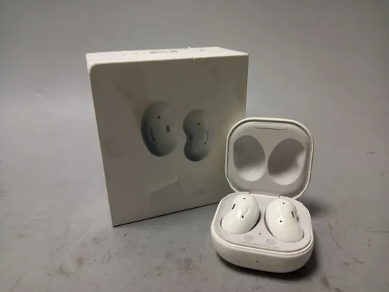 BOXED SAMSUNG GALAXY BUDS LIVE IN WHITE