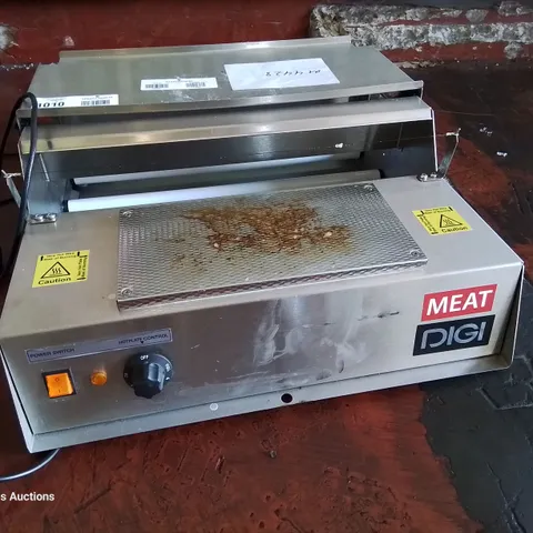 DIGI EUROPE COUNTERTOP TRAY WRAPPING MACHINE - STAINLESS STEEL - MODEL MW450 - 240V