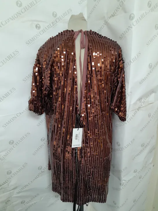 SLA THE LABEL BACKLESS SEQUINED WINNIE TSHIRT DRESS IN BROWN SIZE XS