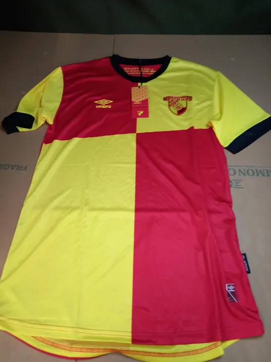 UMBRO GOZTEPE 2021-22 HOME FOOTBALL SHIRT - XL