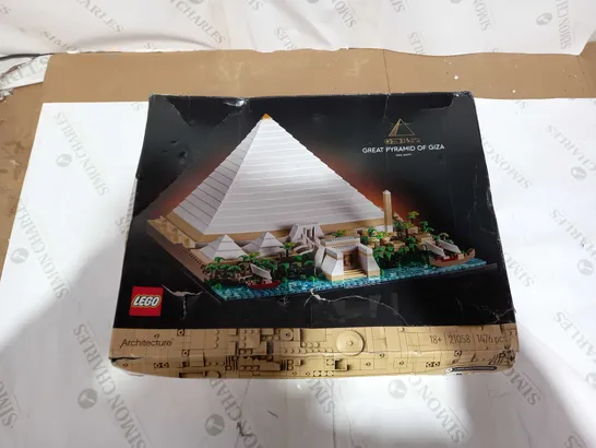 LEGO ARCHITECTURE GREAT PYRAMID OF GIZA (SET 21058) RRP £125