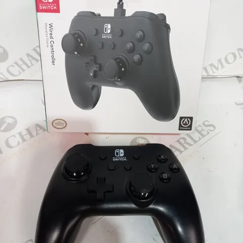 BOXED SWITCH WIRED CONTROLLER BLACK