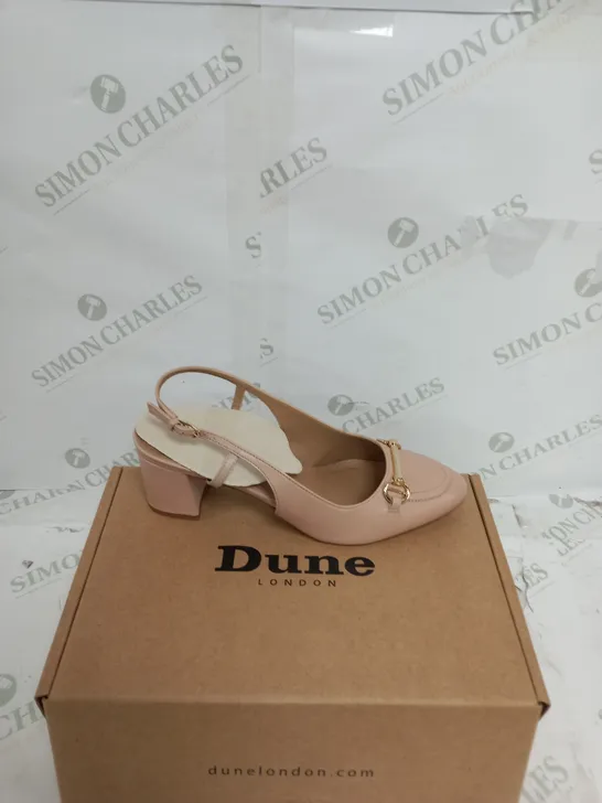 BOXED DUNE CASSIE NUDE LEATHER SNAFFLE OPEN COURT SIZE 6