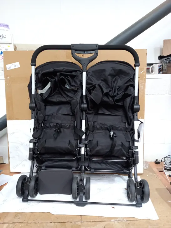 OHLALA TWIN STROLLER IN BLACK NIGHT