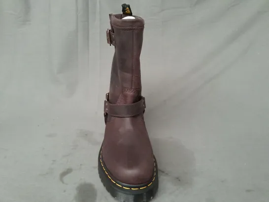 BOXED PAIR OF DR MARTENS ANISTONE HI ANKLE BOOTS IN DARK BROWN UK SIZE 6.5