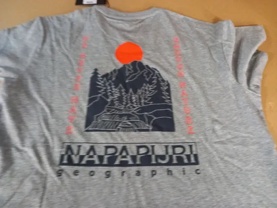 NAPAPIJRI GREY T-SHIRT - M