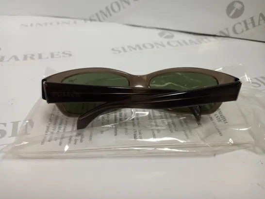 APPROX 12 TEMPERED GLASS DERIGO SUNGLASSES- BOXED