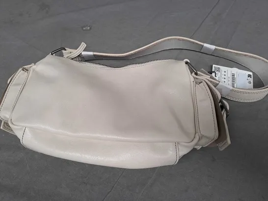 PULL&BEAR HAND BAG