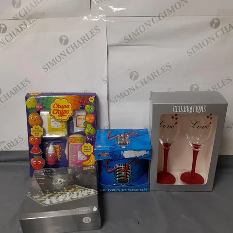 BOXED LOT OF APPROX. 15 HOUSEHOLD ITEMS TO INCLUDE GAMES AND GLASSES