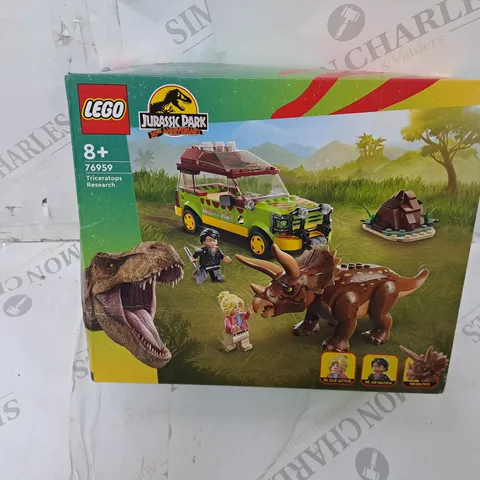 BOXED LEGO JURASSIC PARK TRICERATOPS RESEARCH - 76659