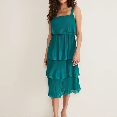 PHASE EIGHT ARRIA TIERED MIDI DRESS - MALACHITE, SIZE 18