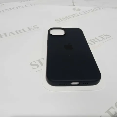 IPHONE 14 SILICONE CASE