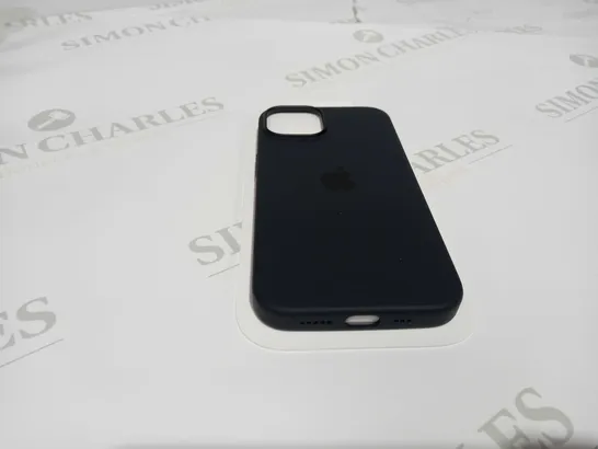 IPHONE 14 SILICONE CASE