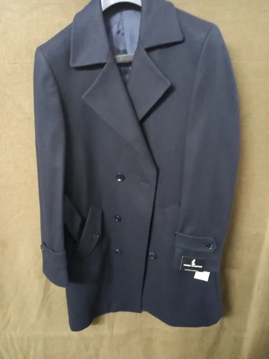 BRAND NEW MOSES KUSHNER 100% WOOL BUTTON FRONT JACKET WITH POCKET DETAIL AND BELT IN DARK BLUE - L