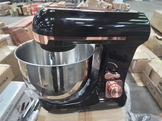 TOWER 5L 1000W STAND MIXER