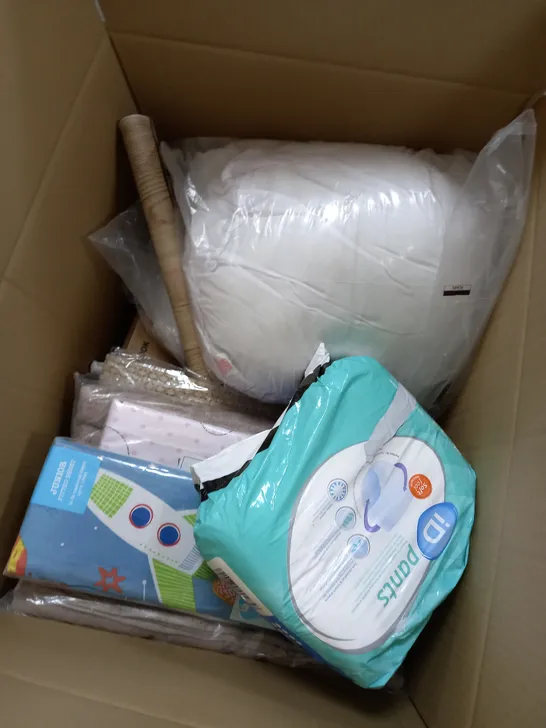 BOX OF APPROX 15 ASSORTED ITEMS TO INCLUDE - ID PANTS, JUNIOR FITTED SHEET, TOWEL ETC
