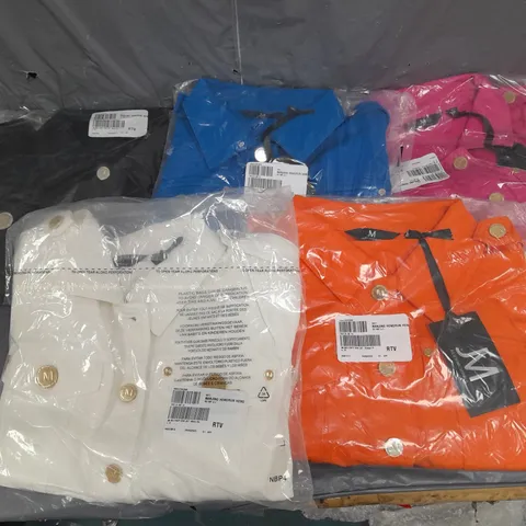 BOX OF APPROX 20 BAGGED JULIEN MACDONALD MILITARY STYLE DENIM JACKETS IN VARIOUS COLOURS AND SIZES 