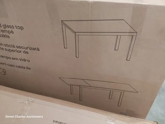 BOXED GOODHOME MOREA ALUMINIUM FRAMED GLASS TOP DINING TABLE 