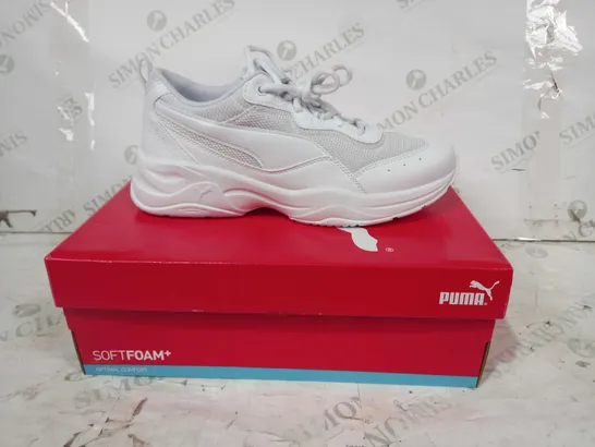 BOXED PAIR OF PUMA CILIA SOFT FOAM LEATHER TRAINERS IN WHITE UK SIZE 7