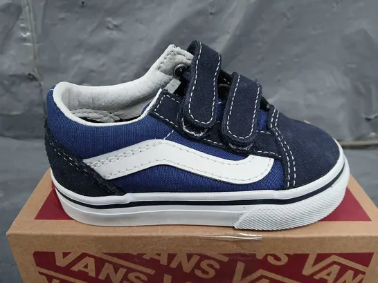 BOXED VANS INFANT BOYS OLD SKOOL TRAINERS - NAVY -UK 4