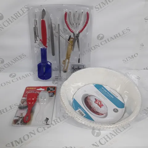 LARGE ASSORTMENT OF HOUSEHOLD PRODUCTS TO INCLUDE KITCHEN CRAFT CAKE LINERS, LED LIGHTS AND TOOL KIT 