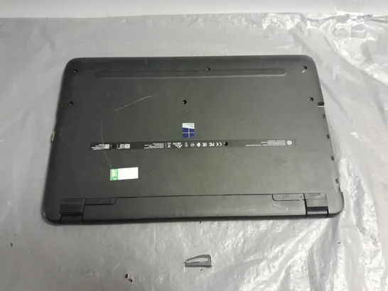 UNBOXED HP TPN-C125 INTEL I3 LAPTOP