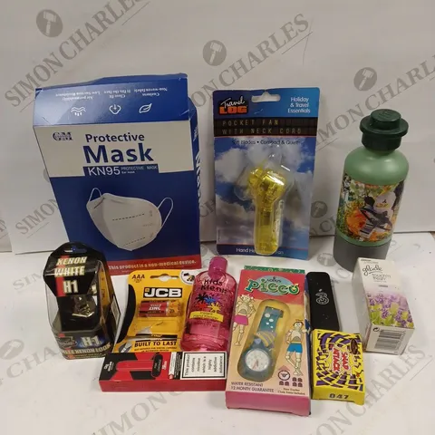 BOX TO CONTAIN APPROX. 20 X ASSORTED HOUSEHOLD PRODUCTS. INCLUDES FACE MASKS, BATTERIES, FAN ETC 