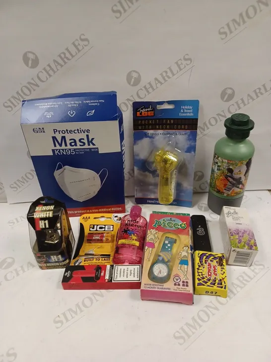 BOX TO CONTAIN APPROX. 20 X ASSORTED HOUSEHOLD PRODUCTS. INCLUDES FACE MASKS, BATTERIES, FAN ETC 