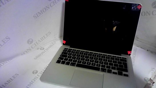 APPLE MACBOOK PRO MODEL A1502