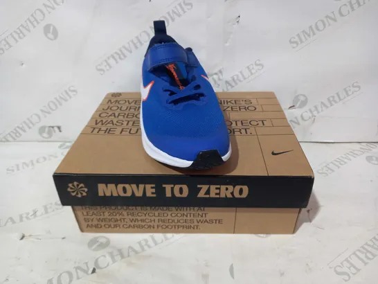 BOXED PAIR OF NIKE STAR RUNNER 3 SHOES IN BLUE UK SIZE 2