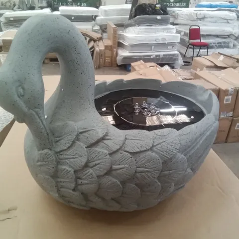 BOXED SILVER SWAN FOUNTAIN 