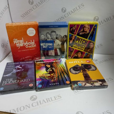 LOT OF 12 ASSORTED DVDS & BOXSETS, TO INCLUDE NOT GOING OUT, PITCH PERFECT, WONDER WOMAN, ETC