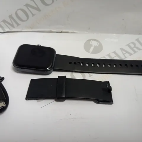 YONMIG SMART WATCH WITH BLACK RUBBER STRAP