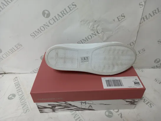 BOXED PAIR OF MODA IN PELLE ARITA WHITE LEATHER TRAINERS - SIZE 6