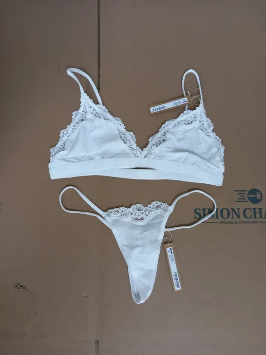 SKIMS LACE BRALETTE AND THONG SET IN MARBLE SIZE L