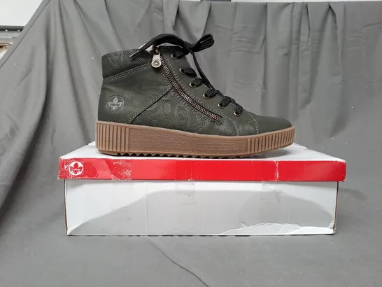 BOXED PAIR OF RIEKER HIGH TOP CUFFED TRAINERS IN KHAKI SIZE 6