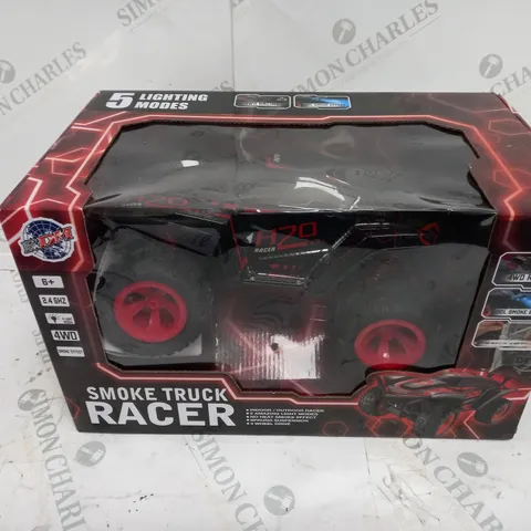 BOXED SMOKE TRUCK RACER - BLACK/RED