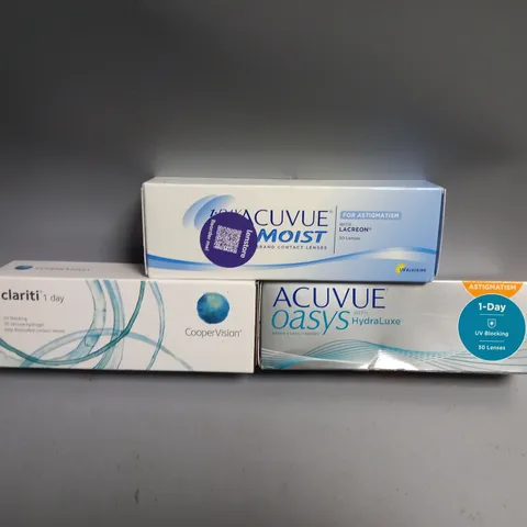 APPROXIMATELY 20 ASSORTED 30PCS CONTACT LENS PRODUCTS TO INCLUDE ACUVUE OASYS, COOPER VISION CLARITI 