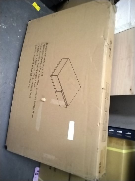 BOXED WHITE COFFEE TABLE - 1PCS/CTN