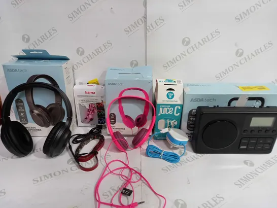 BOX OF APPROX 30 ASSORTED ITEMS TO INCLUDE - KIDS HEADPHONES IN PINK - WIRELESS BLACK EARPHONES - JUICE C USB C CABLE ECT