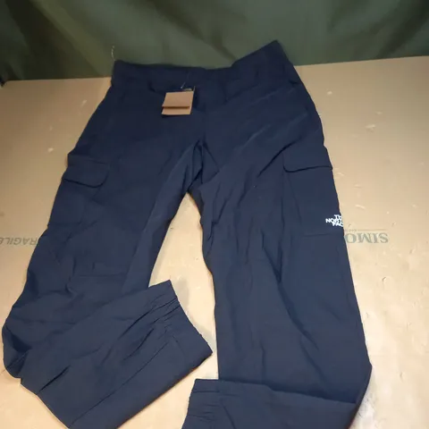 THE NORTH FACE BLACK CARGO TROUSERS SIZE M