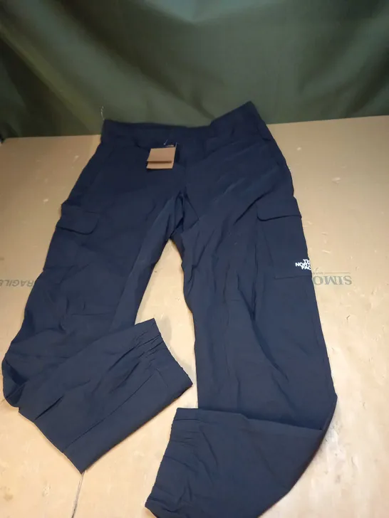 THE NORTH FACE BLACK CARGO TROUSERS SIZE M