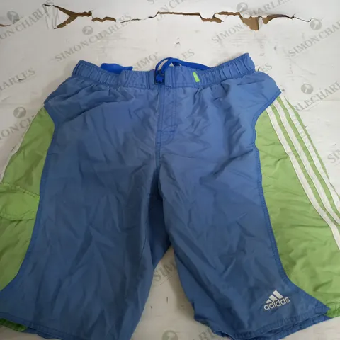 ADIDAS SHORTS IN GREEN & BLUE - LARGE