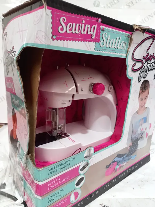 BOXED SEW AMAZING SEWING STATION FOR KIDS 