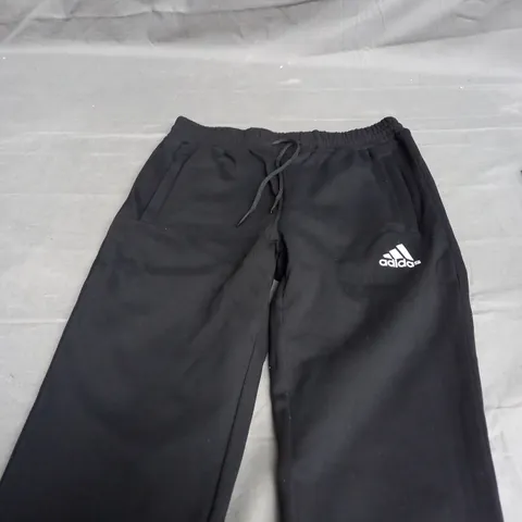 ADIDAS SWEATPANTS IN BLACK - XL