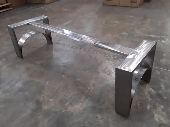 METAL TABLE FRAME 