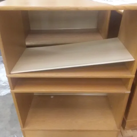 WOODEN 3 SHELF BOOKCASE